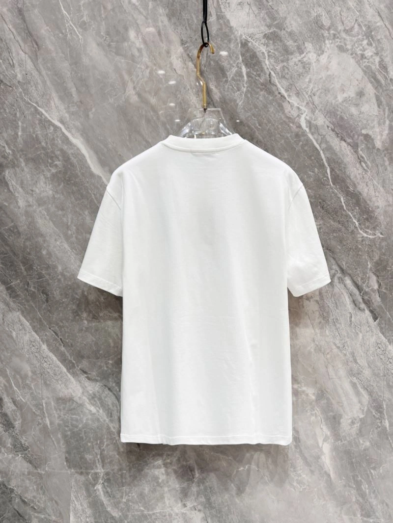 Minimalist Burberry T-Shirts 100942