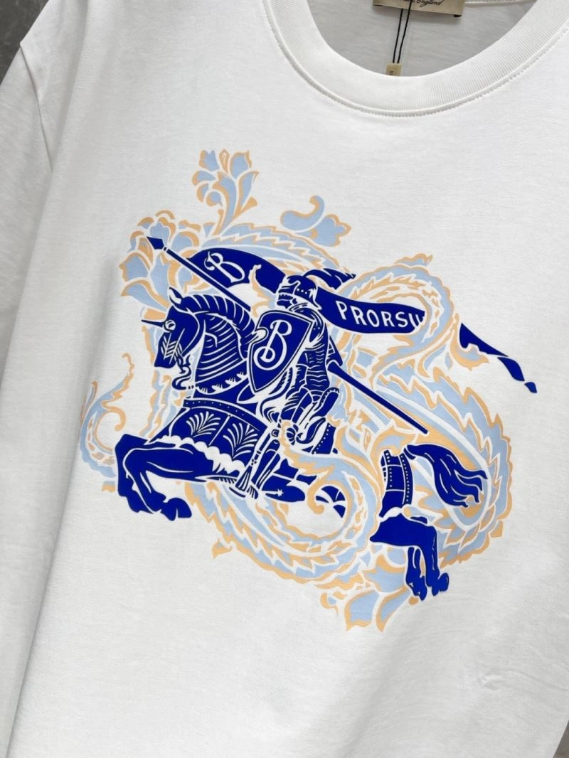 Minimalist Burberry T-Shirts 100942