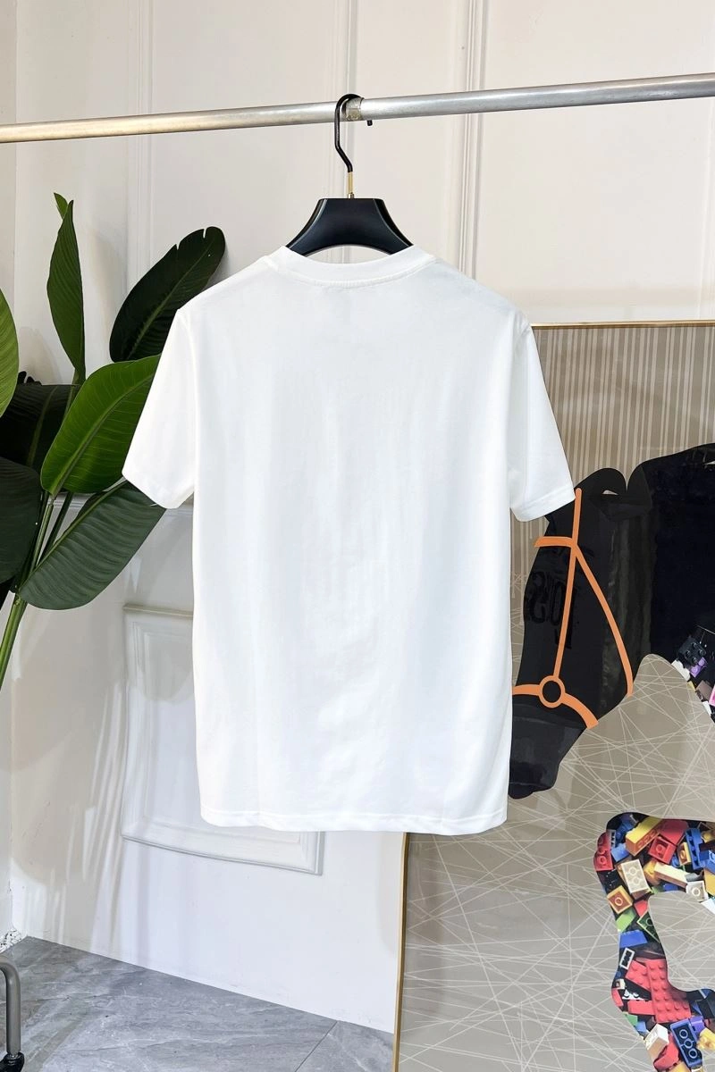 Unisex Burberry T-Shirts 100925