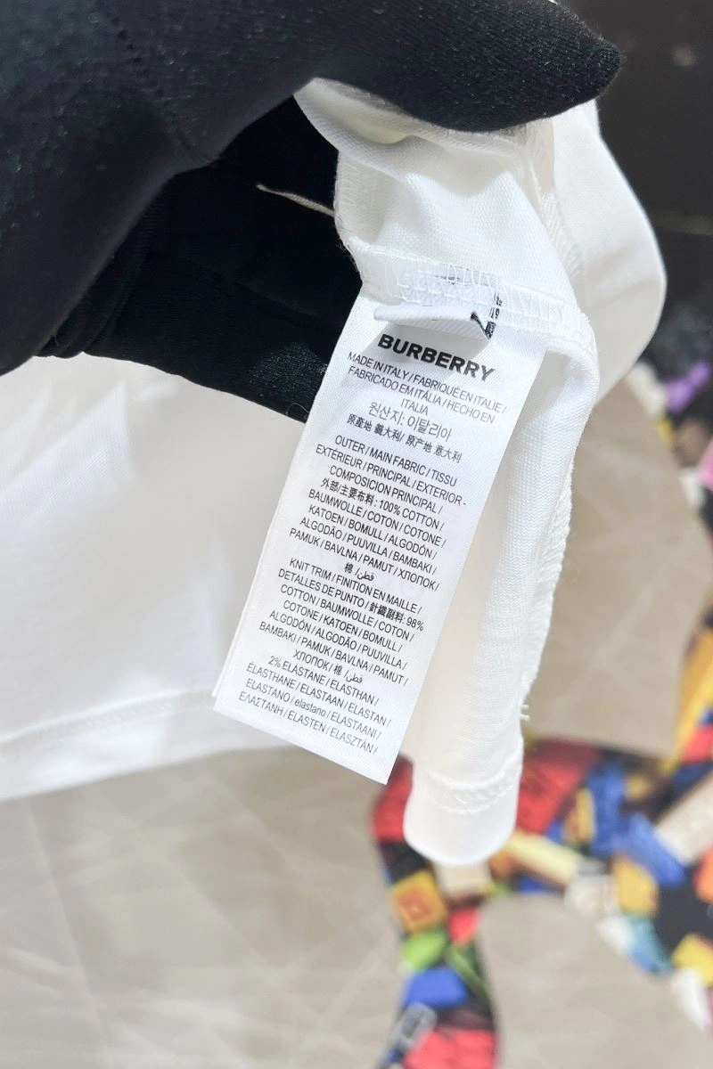 Unisex Burberry T-Shirts 100925
