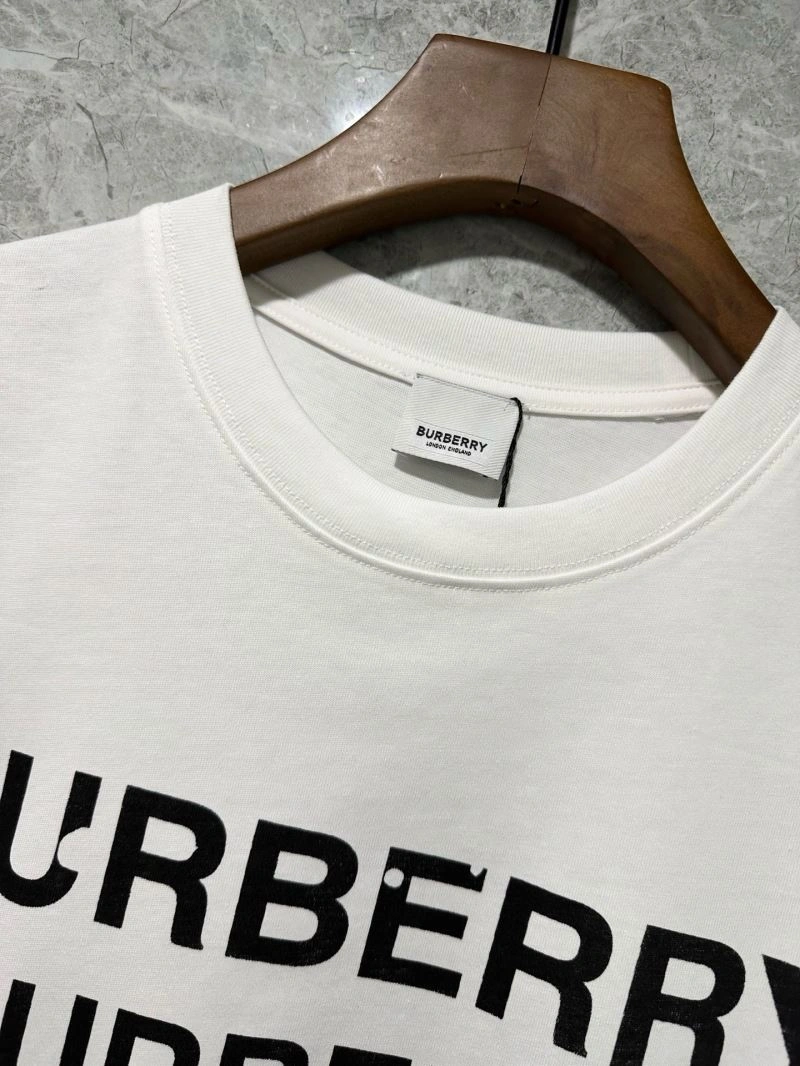 Burberry T-Shirts Resilient 100881