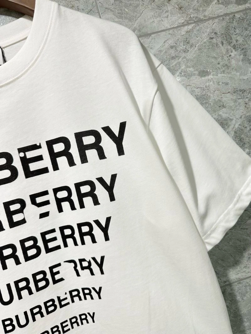 Burberry T-Shirts Resilient 100881