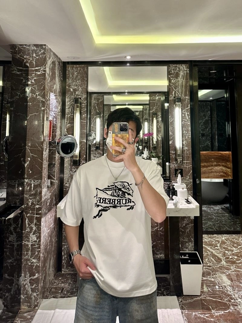 FashionForward Burberry T-Shirts 100880