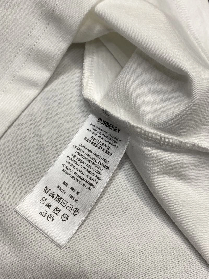 Burberry T-Shirts Flexible 100867