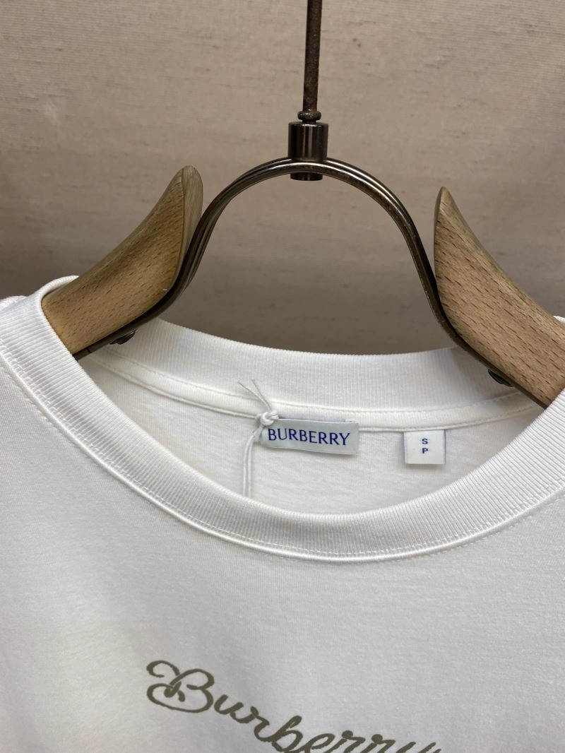 Burberry T-Shirts Lightweight 100855