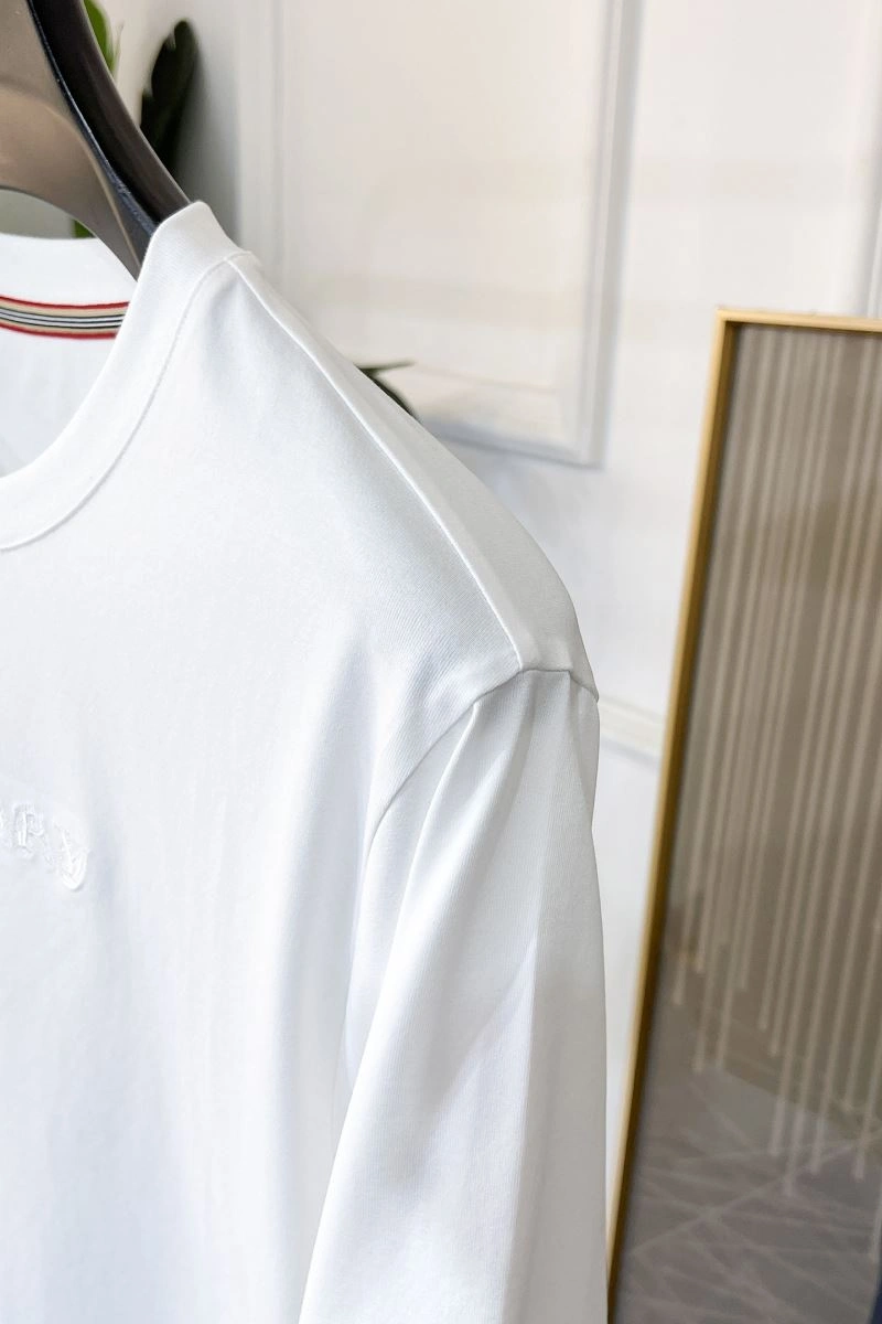 Burberry T-Shirts RelaxedFit 100846