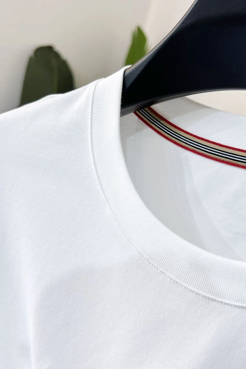 Burberry T-Shirts RelaxedFit 100846