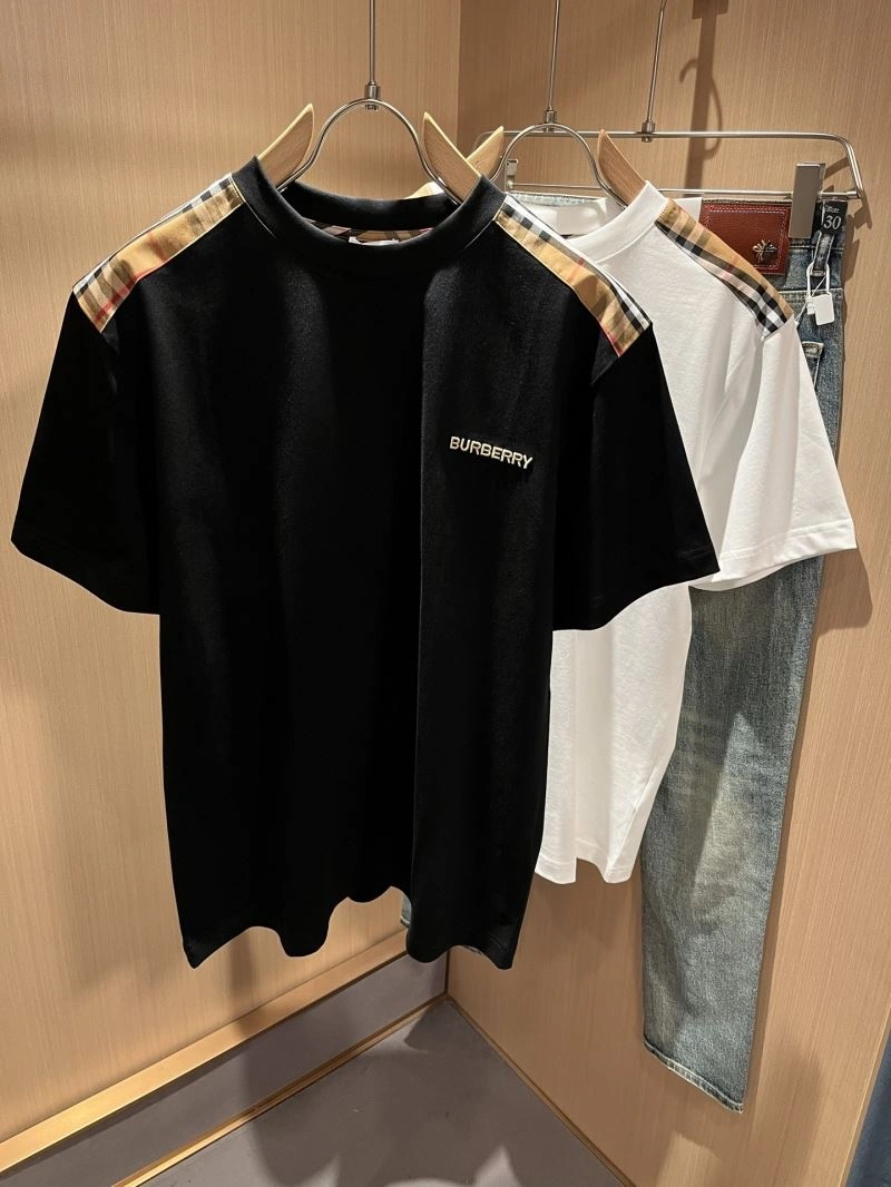 Burberry T-Shirts Versatile 100845