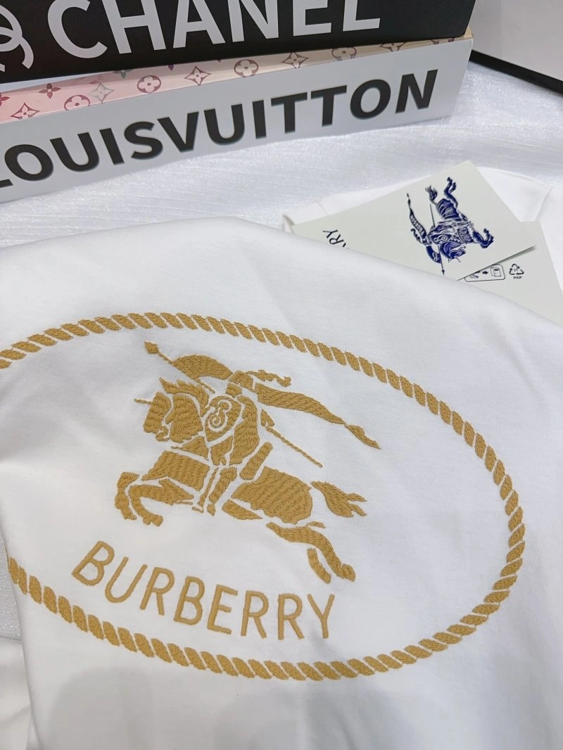 Burberry T-Shirts Sophisticated 99230