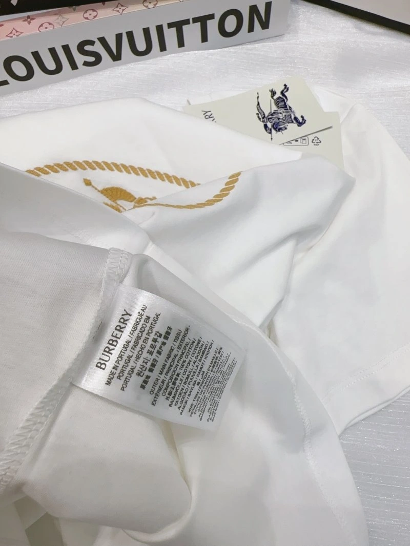 Burberry T-Shirts Sophisticated 99230