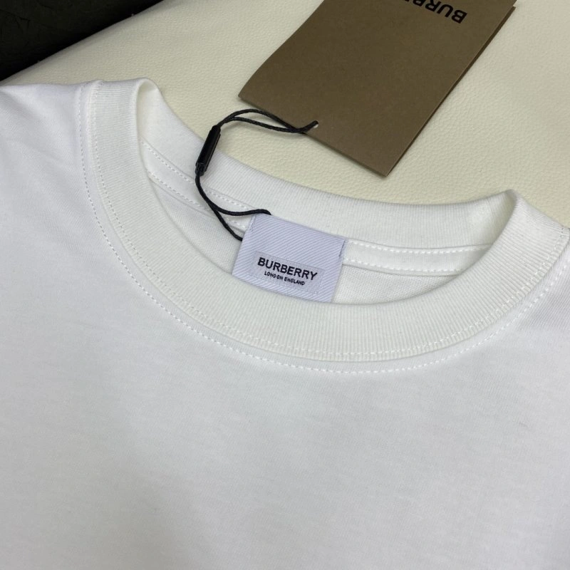Burberry T-Shirts Vibrant 99204