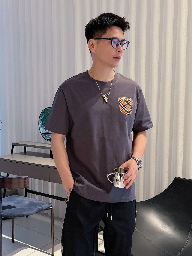 Seasonal Burberry T-Shirts 100600