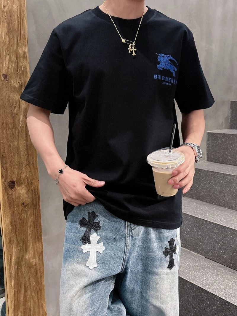 Versatile Burberry T-Shirts 100605