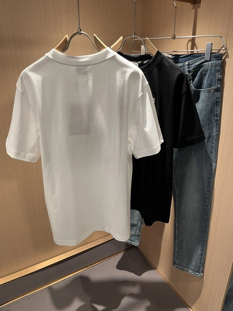 Burberry T-Shirts WrinkleFree 100562