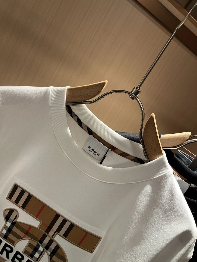 Burberry T-Shirts WrinkleFree 100562