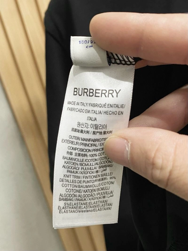 Tailored Burberry T-Shirts 100565