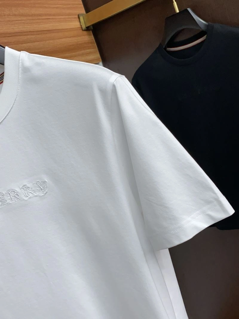 Burberry T-Shirts Stretchable 100559