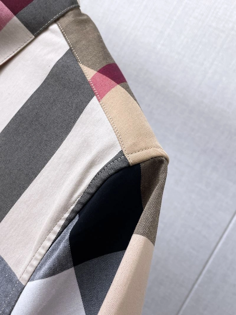 Burberry T-Shirts TechFriendly 100624