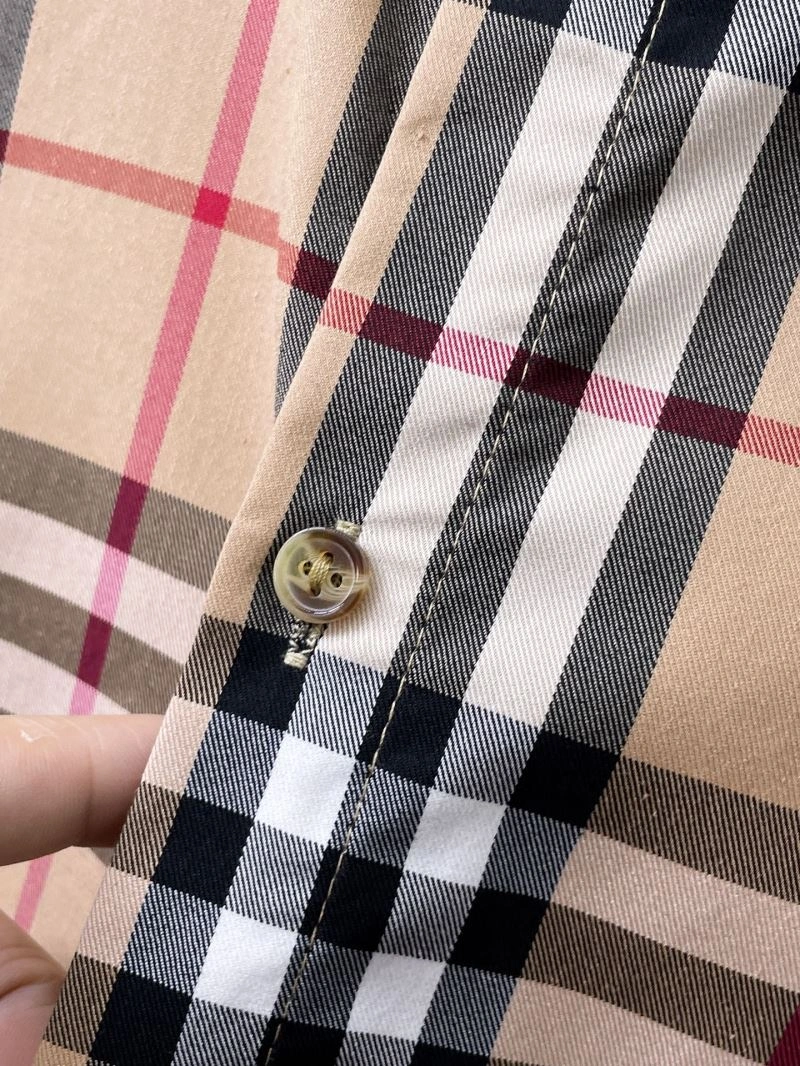 Burberry T-Shirts Sustainable 100543