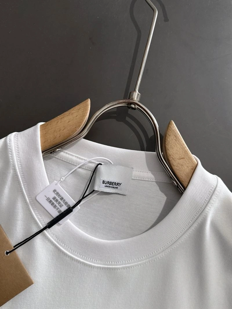 Burberry T-Shirts Minimalist 100486