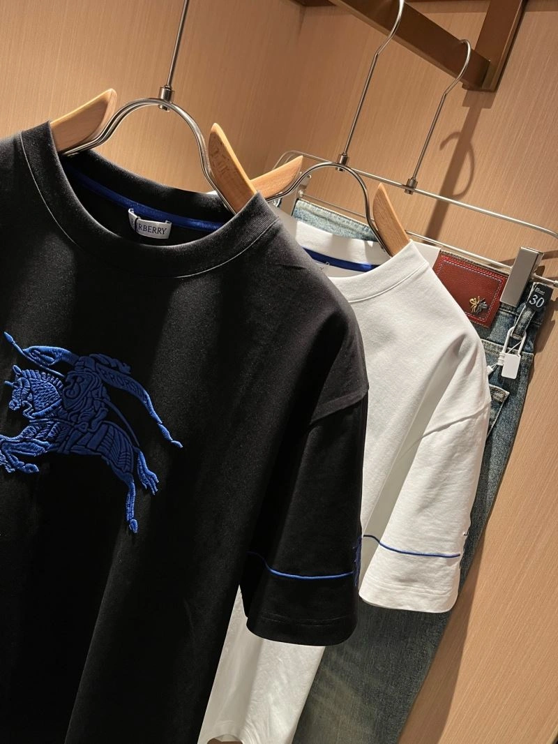 Burberry T-Shirts Durable 100484