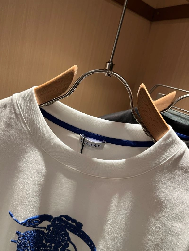 Burberry T-Shirts TimelessDesign 100483