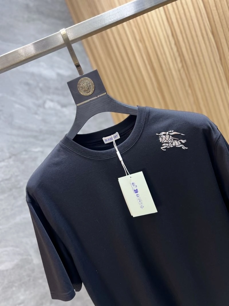 Burberry T-Shirts Sporty 100513