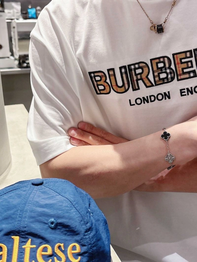 Burberry T-Shirts Classic 100475