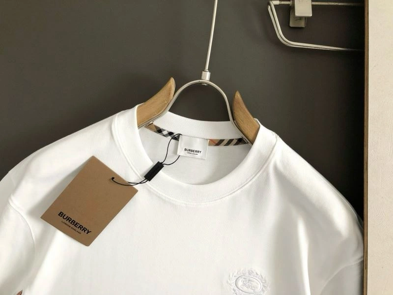 Burberry T-Shirts Vibrant 100451