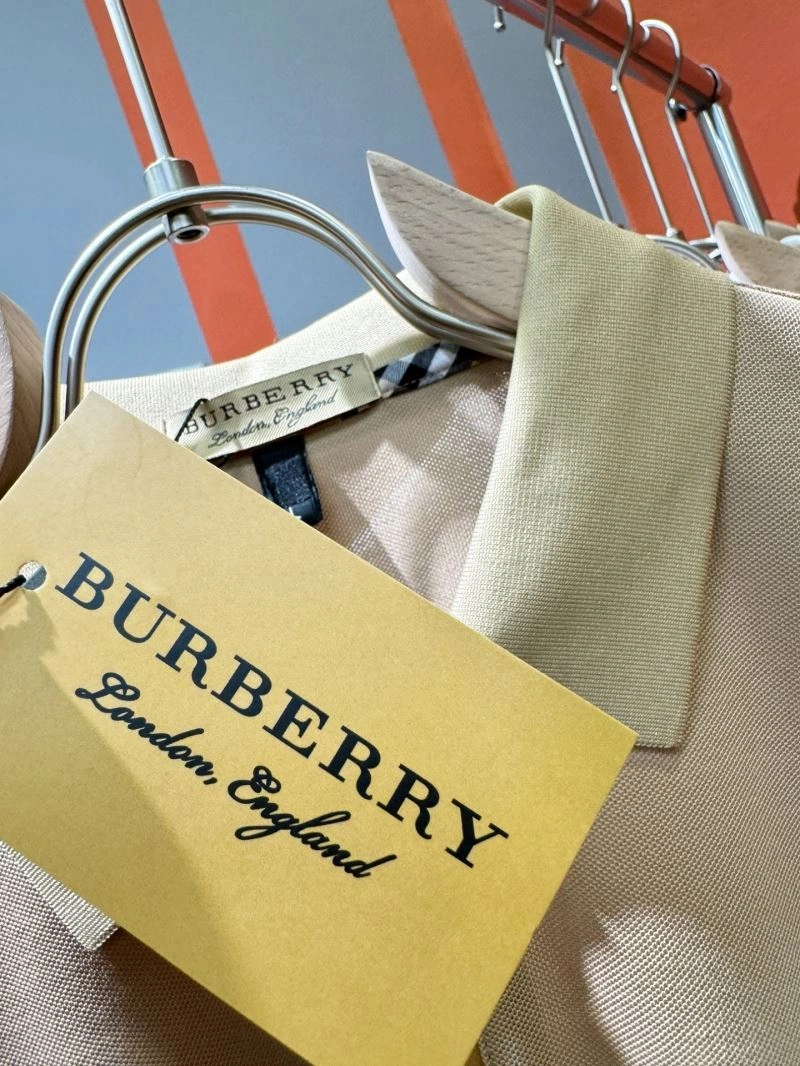 Burberry T-Shirts Versatile 100509