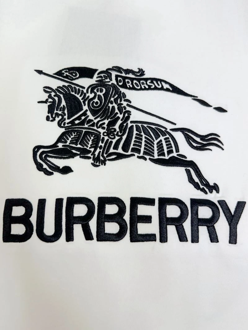 Burberry T-Shirts Functional 100401