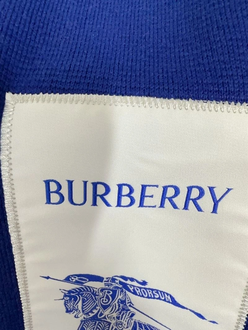 Lightweight Burberry T-Shirts 100433