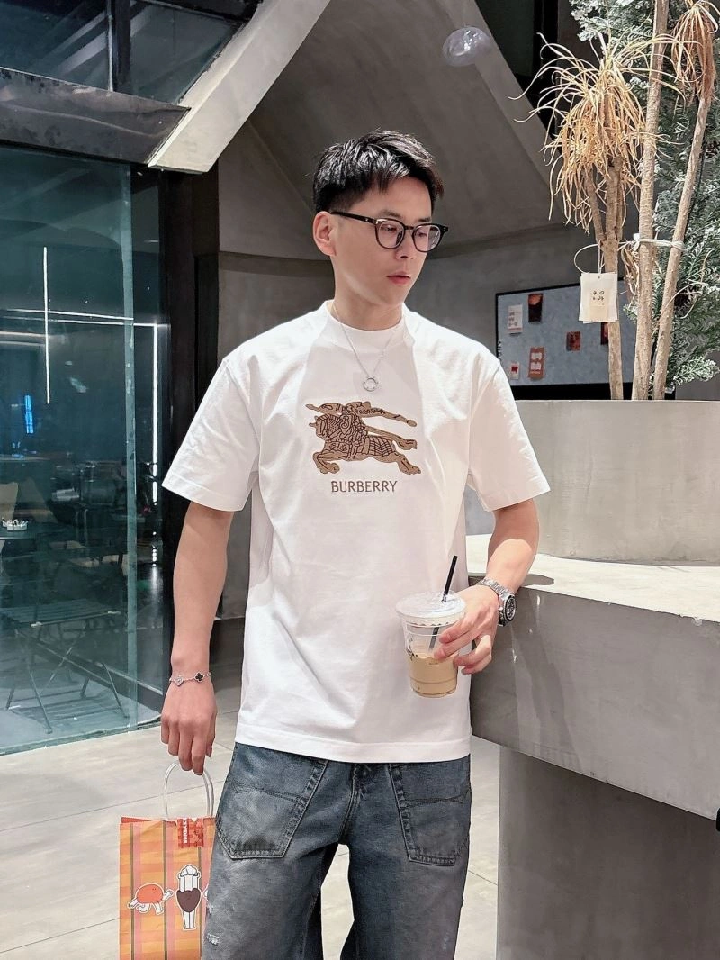 Bright Burberry T-Shirts 100440