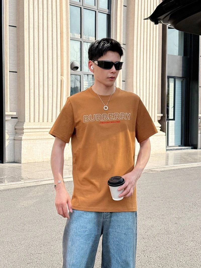 Burberry T-Shirts TechFriendly 100400