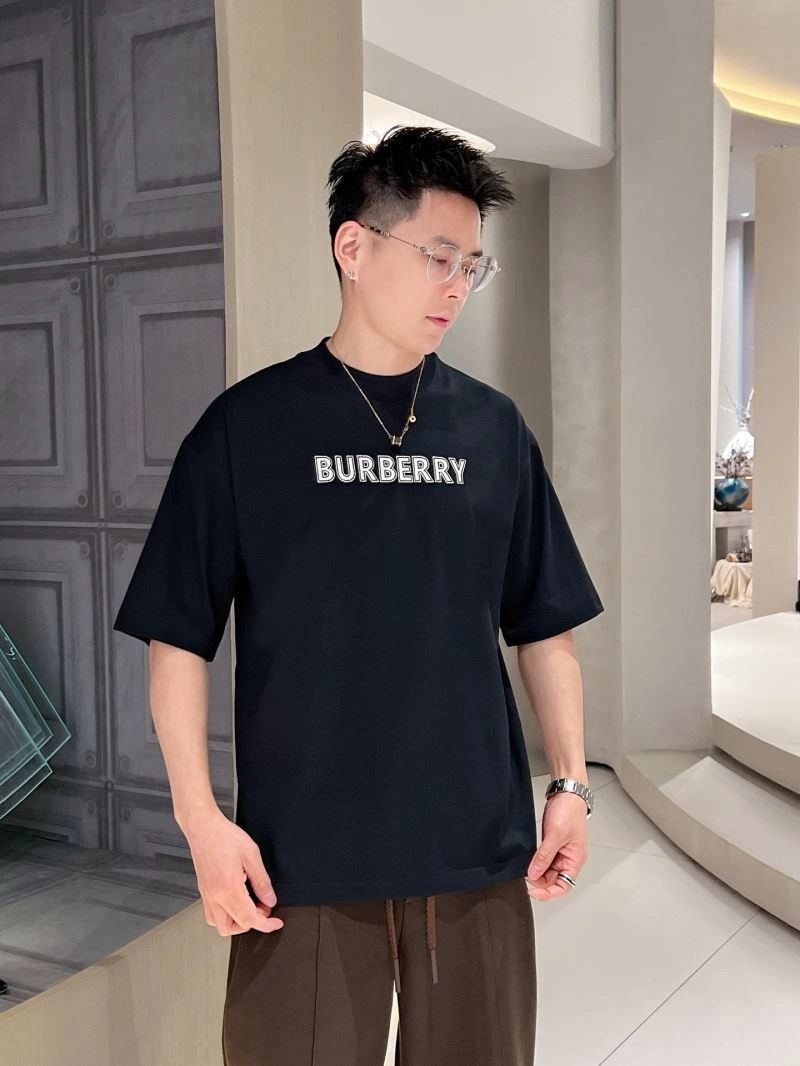 Burberry T-Shirts Sleek 100409