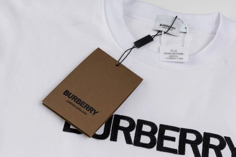 Functional Burberry T-Shirts 100437