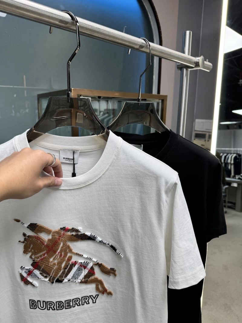 Burberry T-Shirts Casual 100388