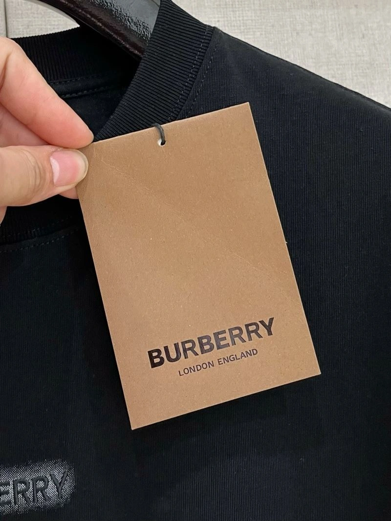 Neat Burberry T-Shirts 100381