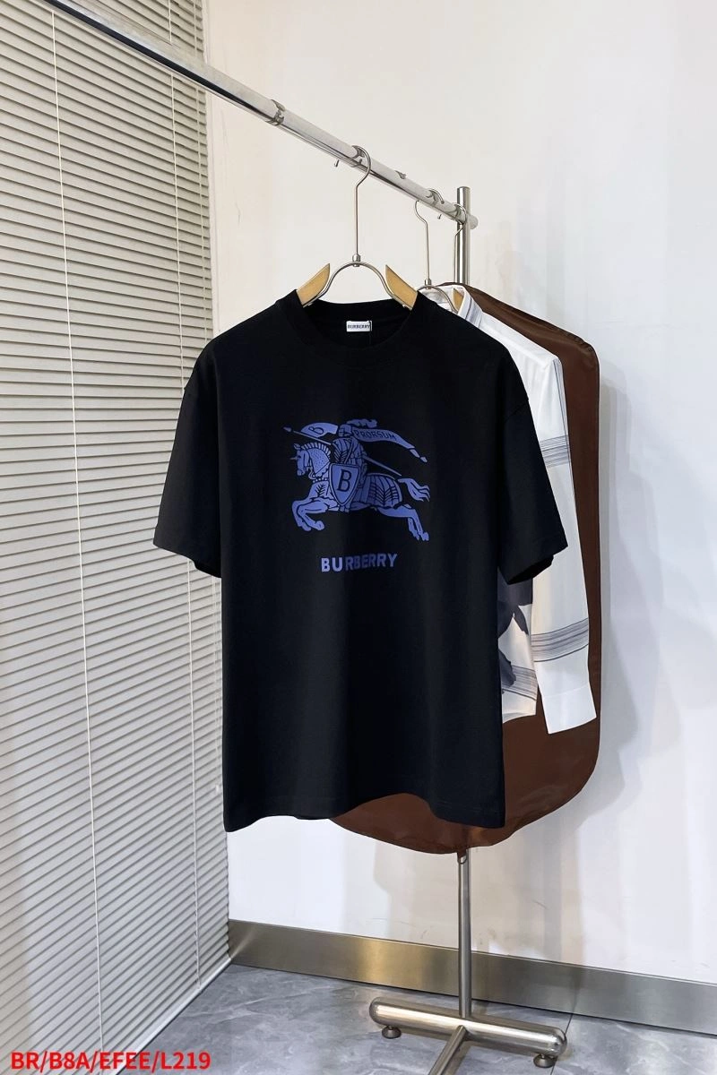 Burberry T-Shirts ComfortFit 100383