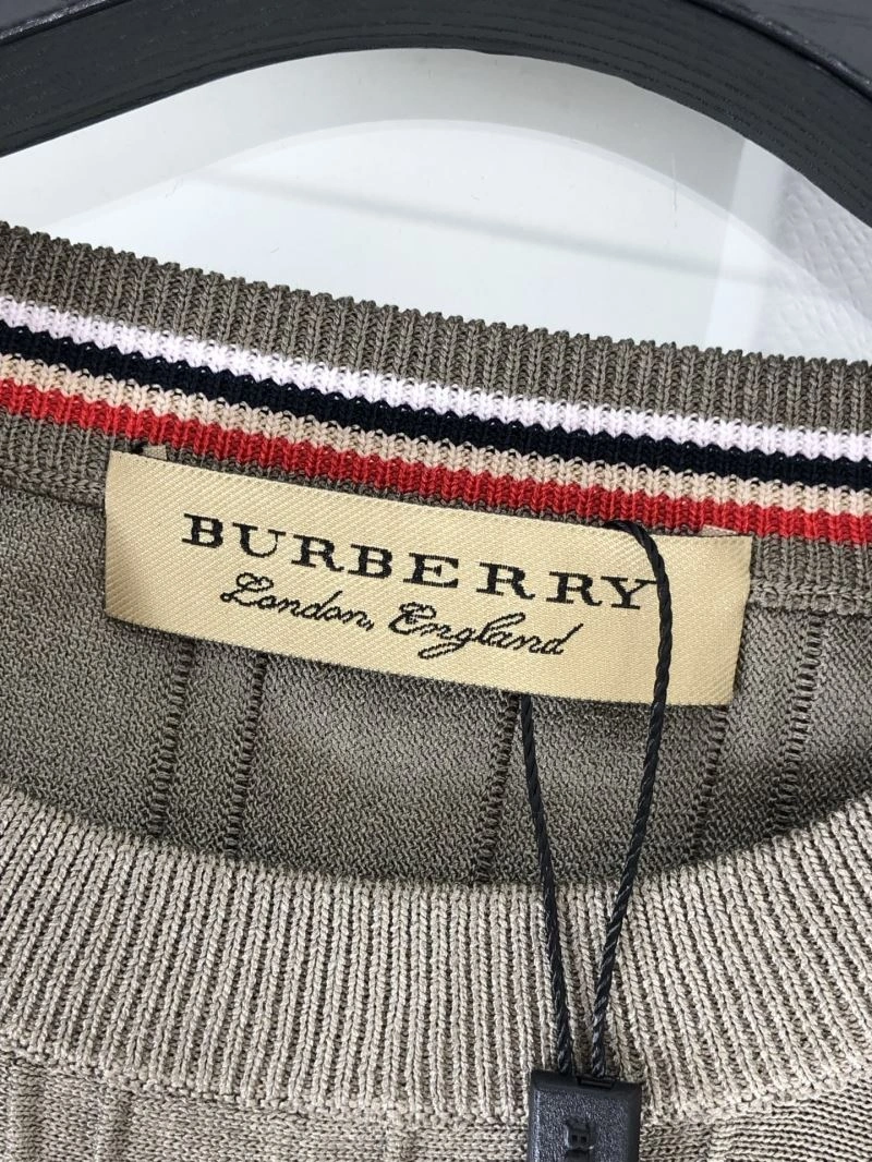 Effortless Burberry T-Shirts 100374