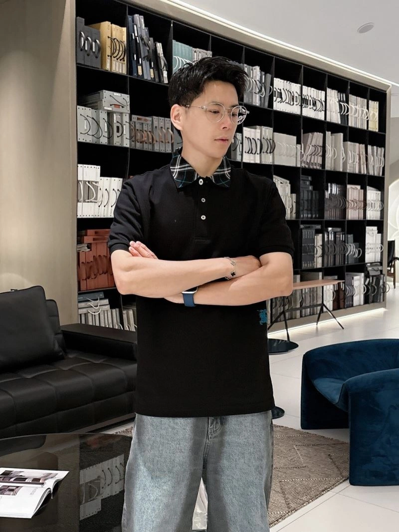 Burberry T-Shirts FashionForward 100370