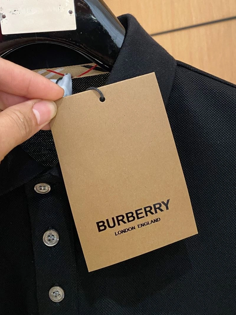 Versatile Burberry T-Shirts 100362