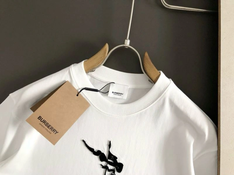 Burberry T-Shirts Affordable 100340