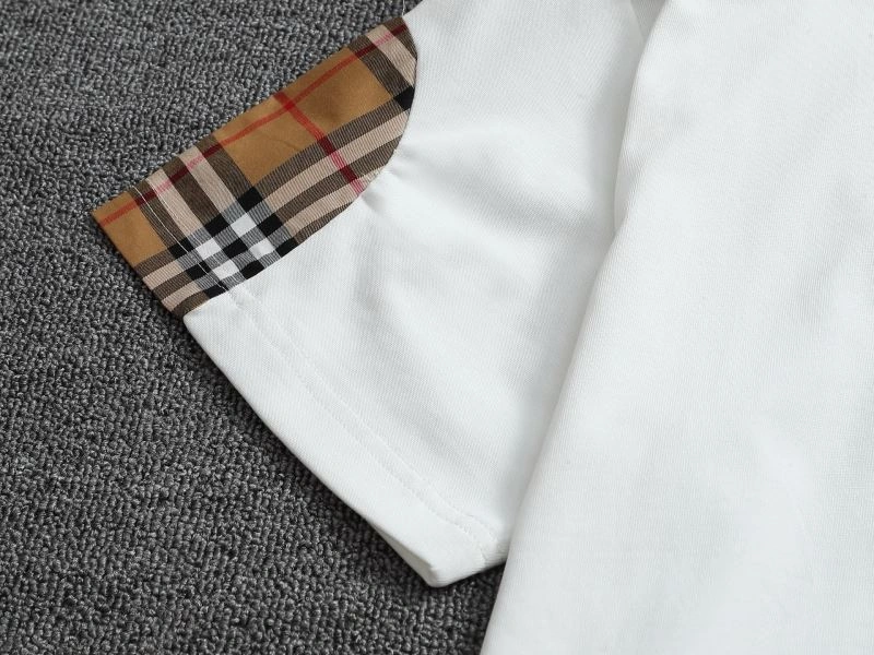 Burberry T-Shirts Durable 100347