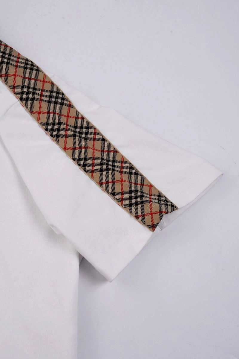 Burberry T-Shirts Unisex 100349