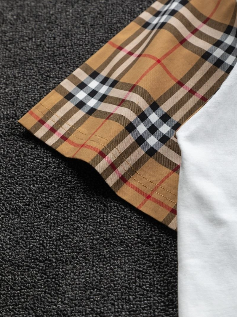 Functional Burberry T-Shirts 100343