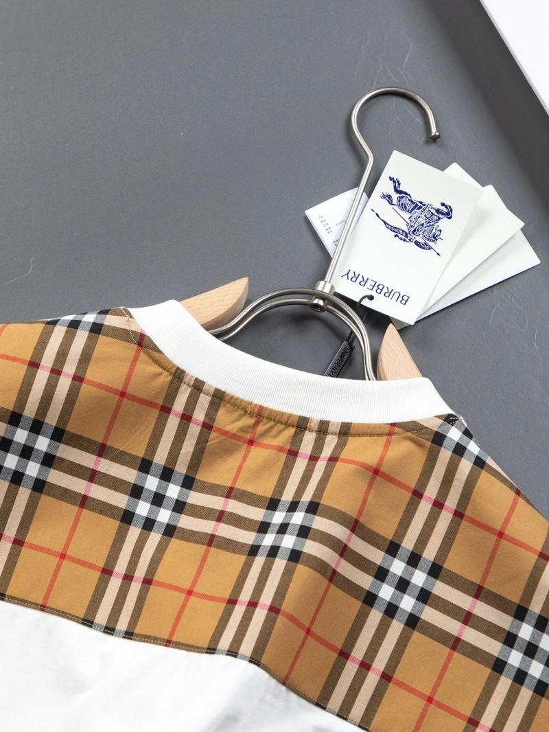 Functional Burberry T-Shirts 100343