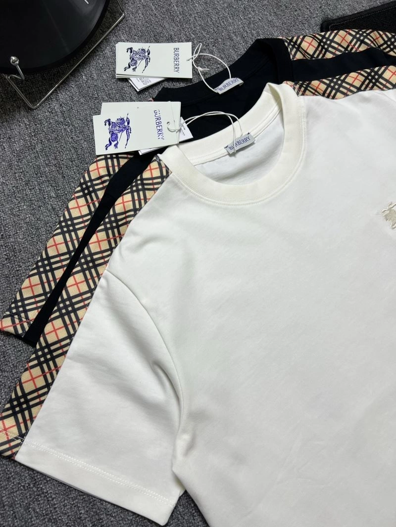 Unisex Burberry T-Shirts 100357