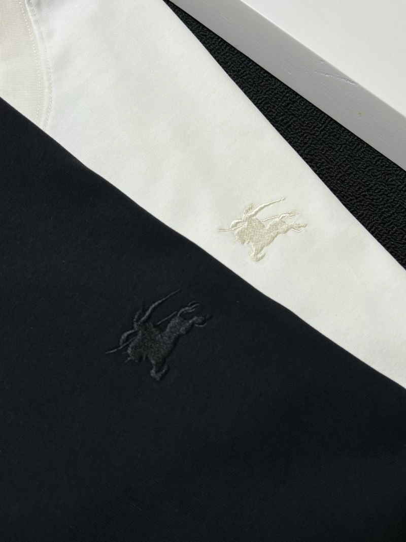 Unisex Burberry T-Shirts 100357