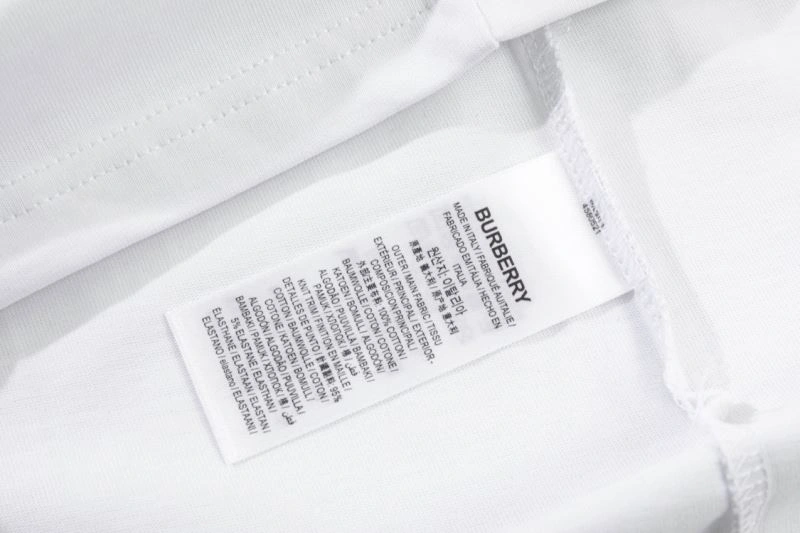 Refined Burberry T-Shirts 100111
